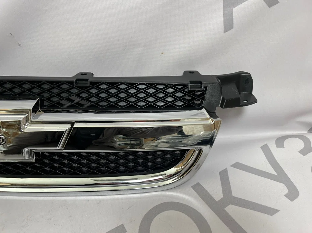 Решетка радиатора Chevrolet Aveo T250 2007-2011 - миниатюра 5