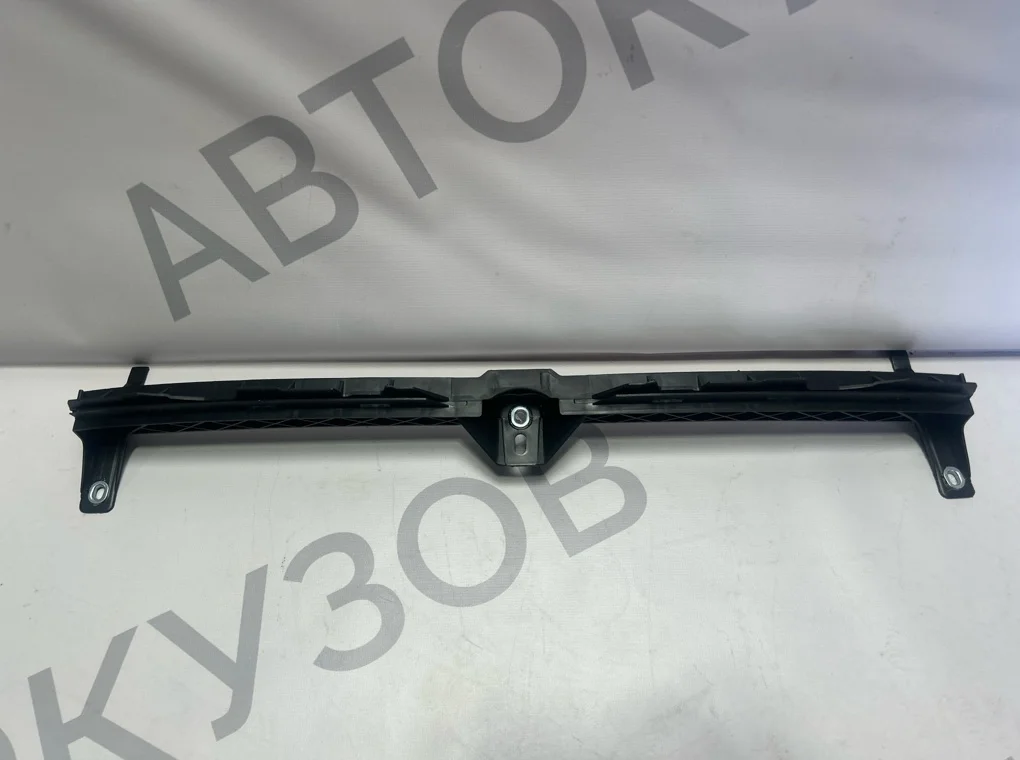 Кронштейн переднего бампера Volkswagen Jetta 6 - миниатюра 2