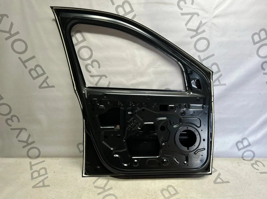 Дверь передняя левая Renault Duster 1 2010-2021 - миниатюра 6