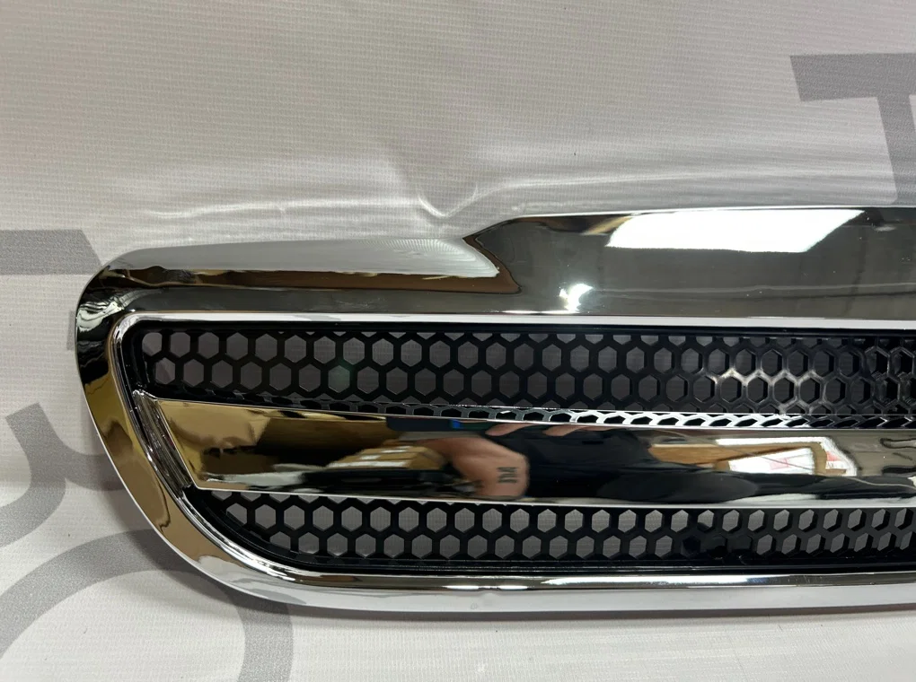 Решетка радиатора Chevrolet Lanos 1 1997-2009 - миниатюра 2