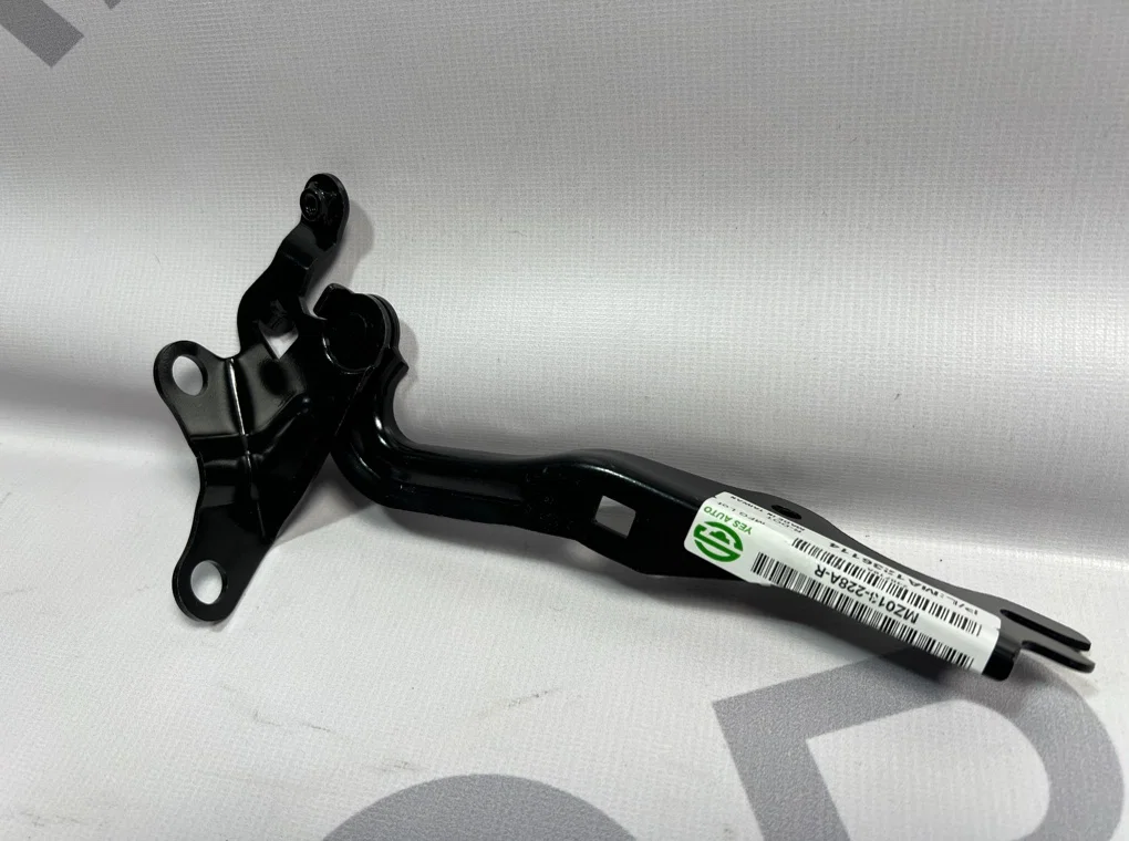 Петля капота правая Mazda 6 GG 2003-2007 - миниатюра 2