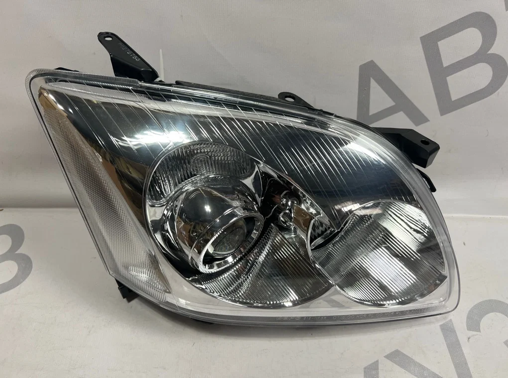 Фара правая Toyota Avensis 2 2003-2006 - миниатюра 4