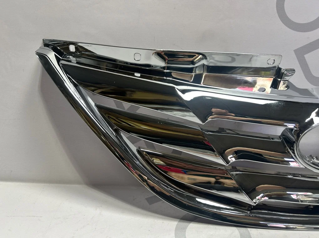Решетка радиатора Hyundai Sonata 6 2009-2014 - миниатюра 3