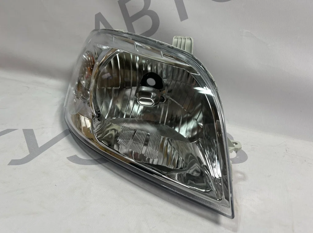 Фара правая Chevrolet Aveo T250 2006-2011 - миниатюра 4