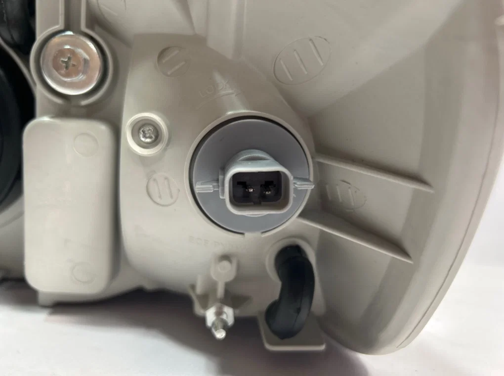 Фара правая Chevrolet Aveo T250 2006-2011 - миниатюра 8