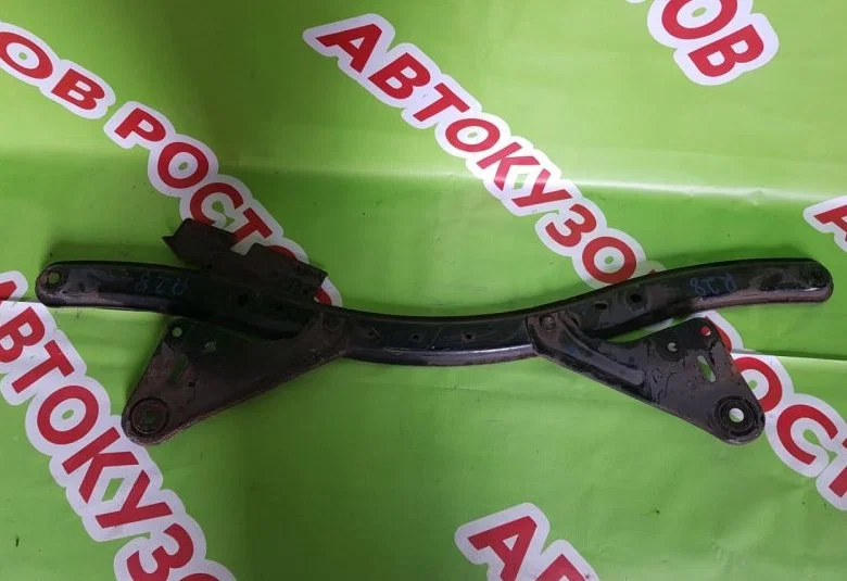 Балка передняя поперечная Ford Focus 3 2011-2019