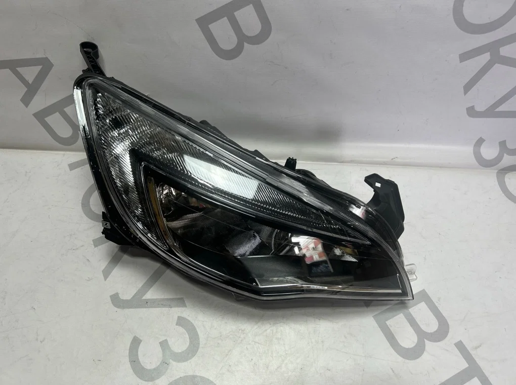 Фара правая Opel Astra J 2012-2015 - миниатюра 2