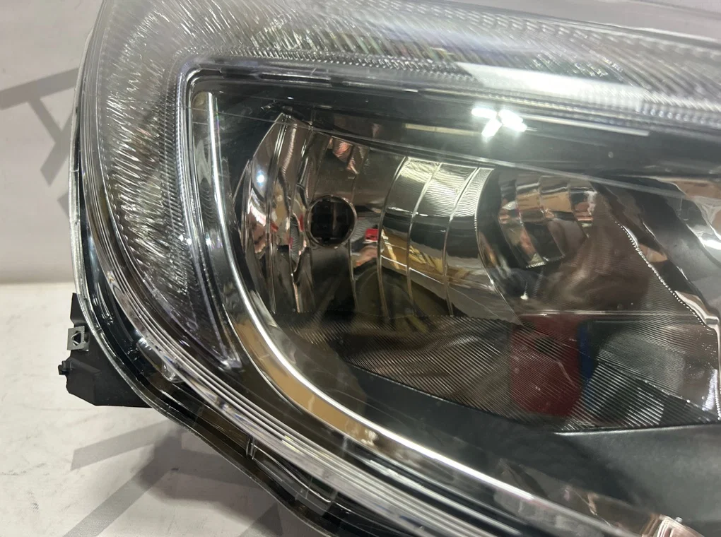 Фара правая Opel Astra J 2012-2015 - миниатюра 3
