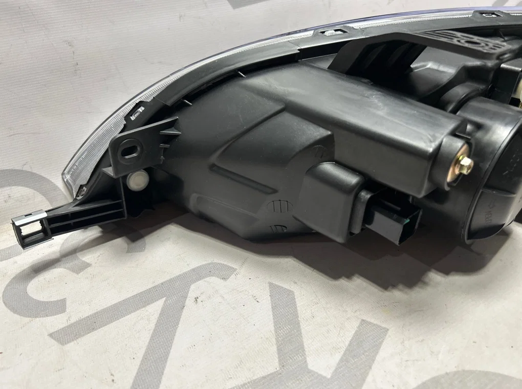 Фара правая Chevrolet Lacetti T255 2004-2013 - миниатюра 9