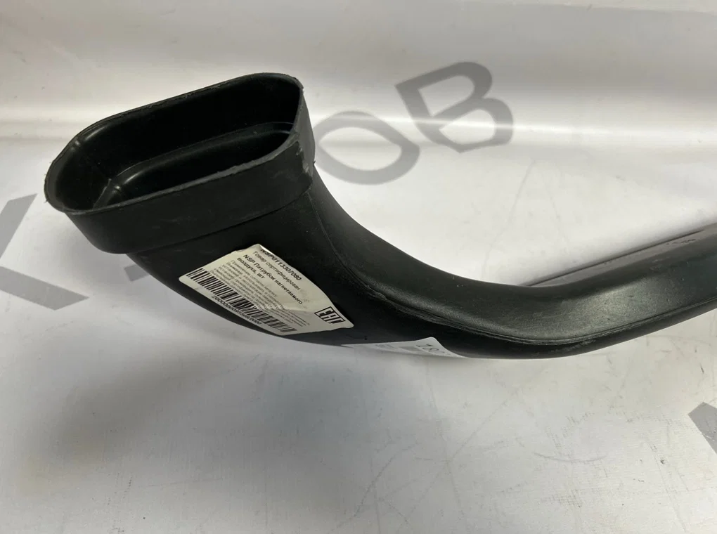 Патрубок воздушного фильтра Opel Astra J 2009-2015 - миниатюра 4