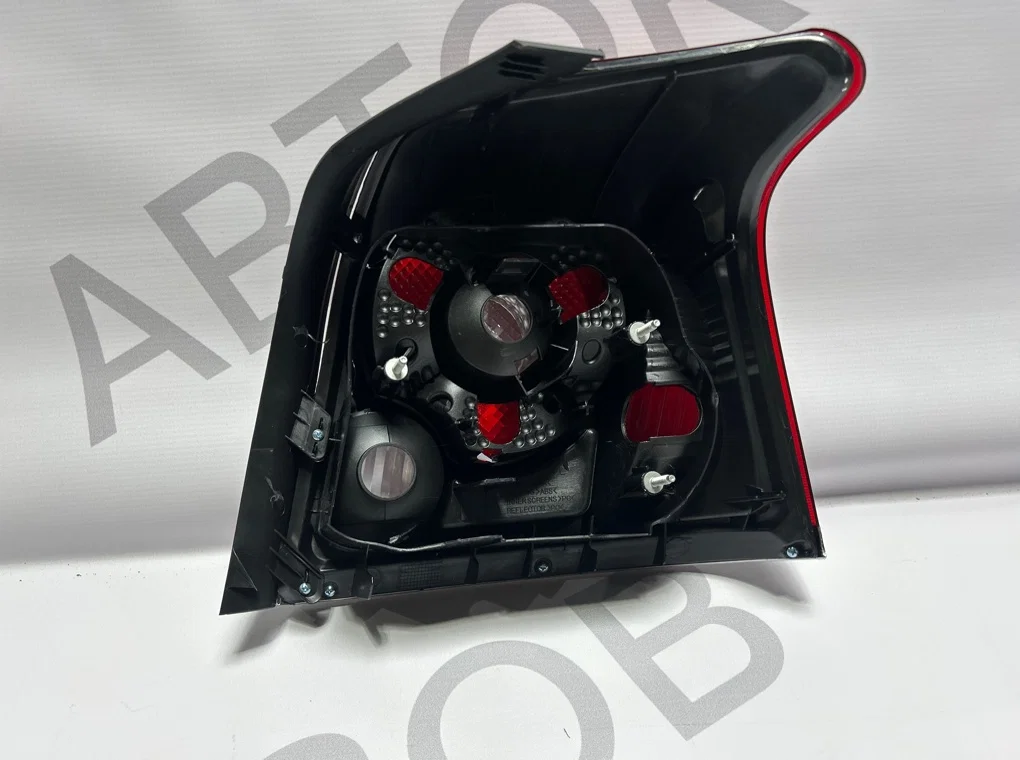 Фонарь задний левый Toyota Avensis 2 2006-2008 - миниатюра 6