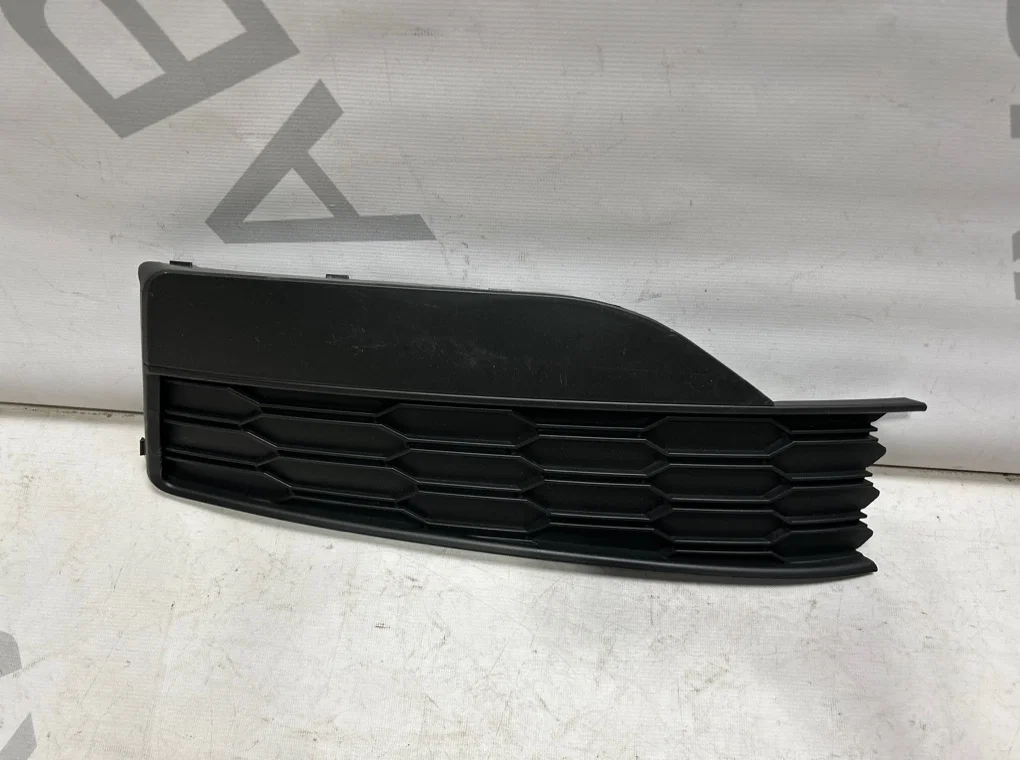 Решетка в бампер правая Skoda Rapid 2 2020- - миниатюра 2