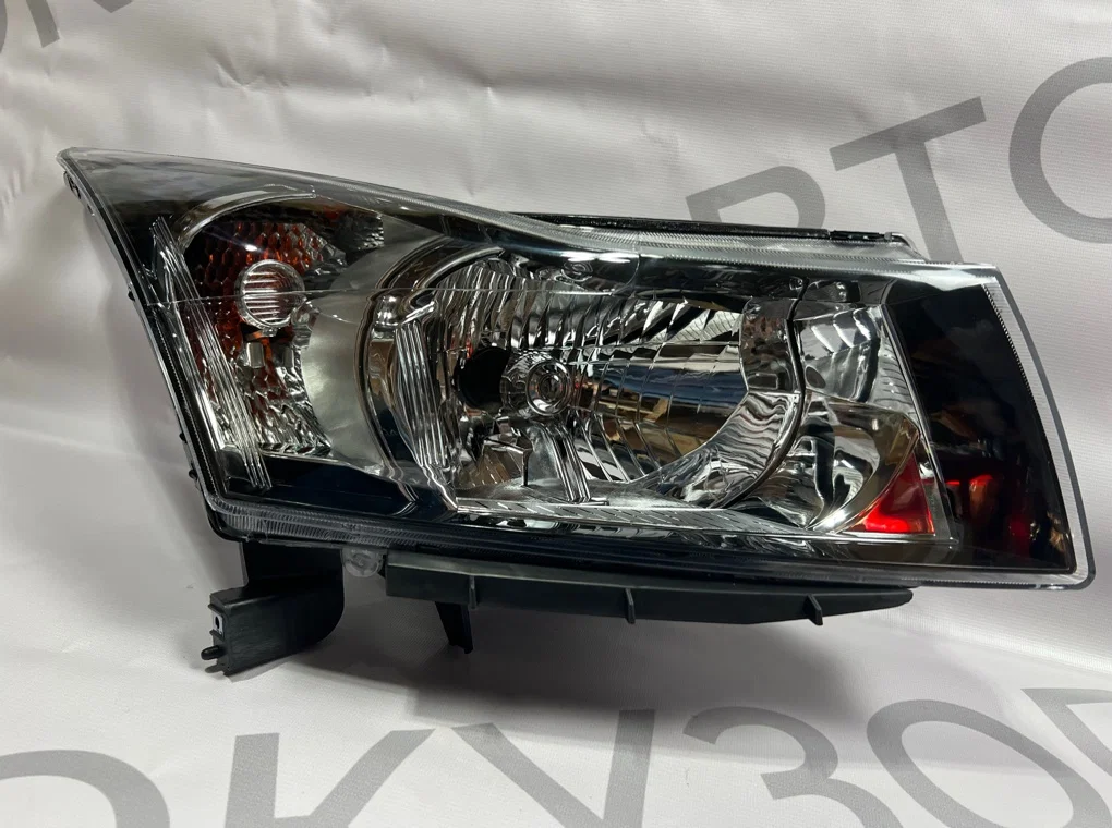 Фара правая Chevrolet Cruze J300 2009-2013 - миниатюра 6