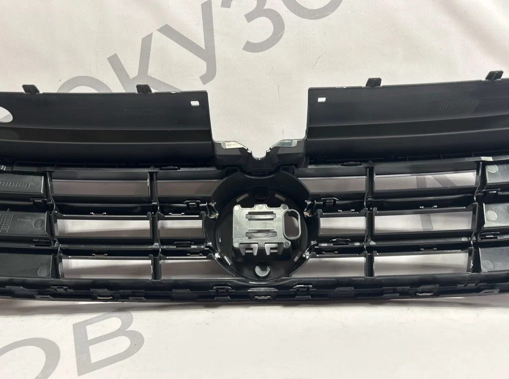 Решетка радиатора Volkswagen Tiguan 2 2020-2025 - миниатюра 7