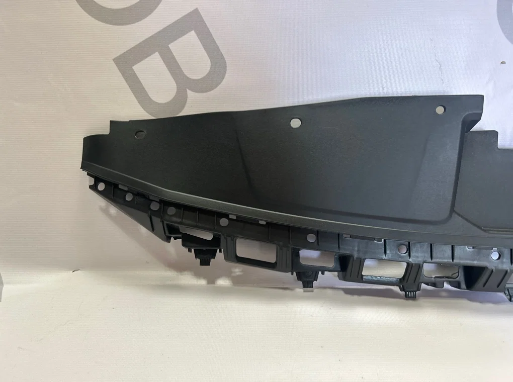Кожух замка капота Hyundai Elantra 6 2016-2018 - миниатюра 2