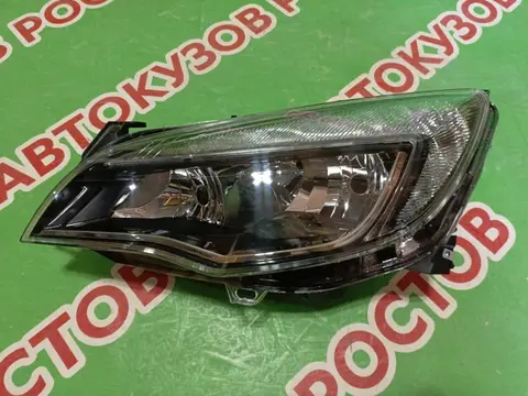 Фара левая Opel Astra J 2012-2015