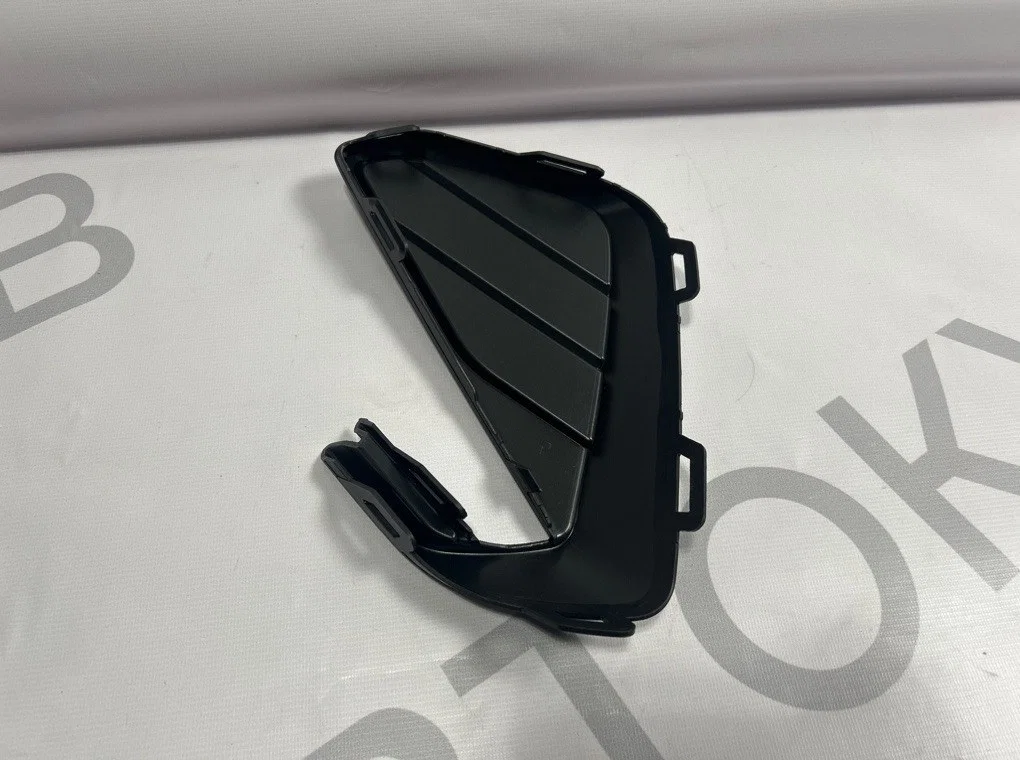 Решетка в бампер правая Volkswagen Polo 6 2020- - миниатюра 5