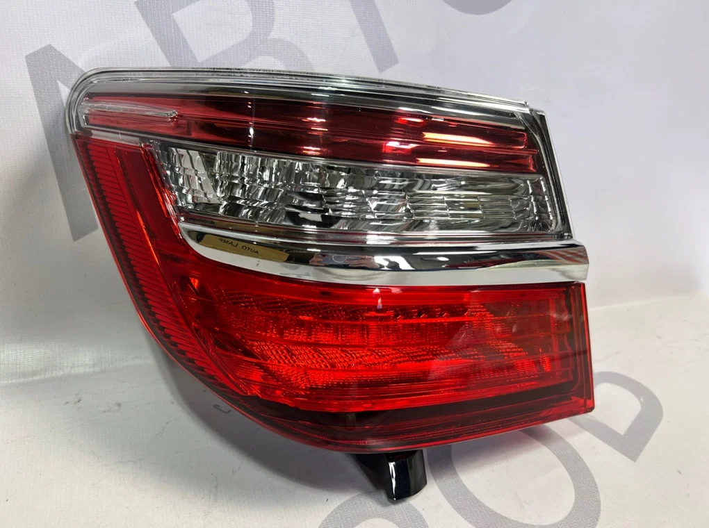 Фонарь задний левый Toyota Camry 55 2014-2018 - изображение 1