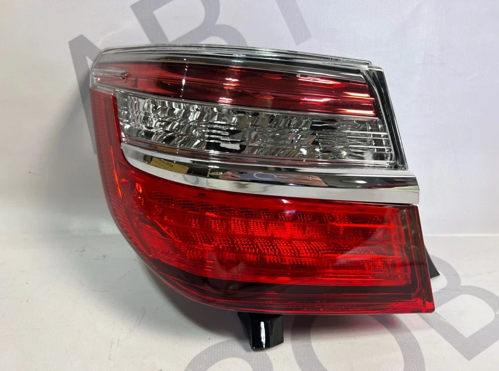 Фонарь задний левый Toyota Camry 55 2014-2018 - миниатюра 2