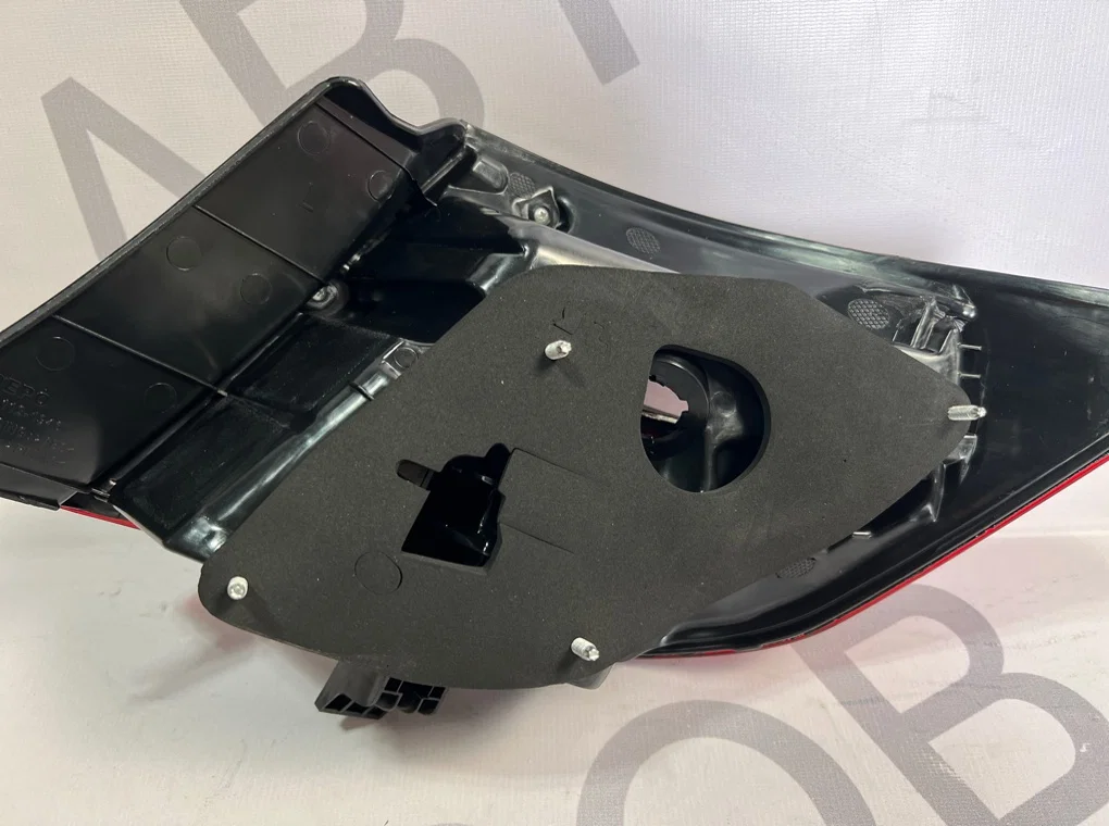 Фонарь задний левый Toyota Camry 55 2014-2018 - миниатюра 8