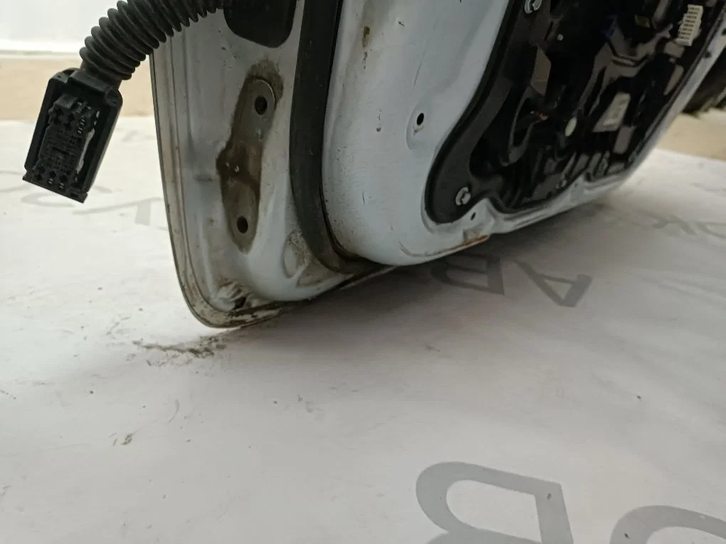 Дверь передняя правая KIA Ceed 2 2012-2018 - миниатюра 7