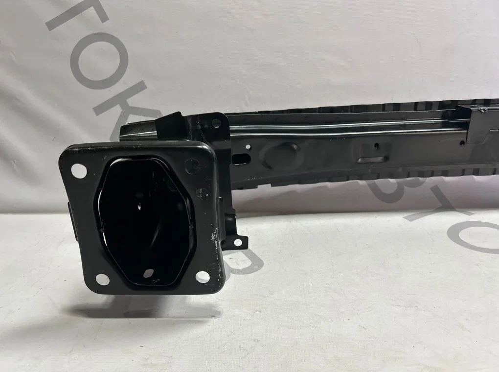 Усилитель переднего бампера Mazda 3 BK 2004-2007 - миниатюра 7