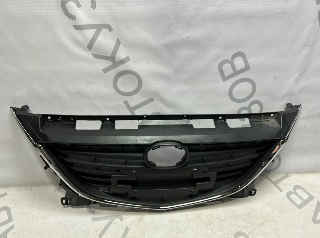 Решетка радиатора Mazda 3 BM/BN 2013-2015 - миниатюра 2