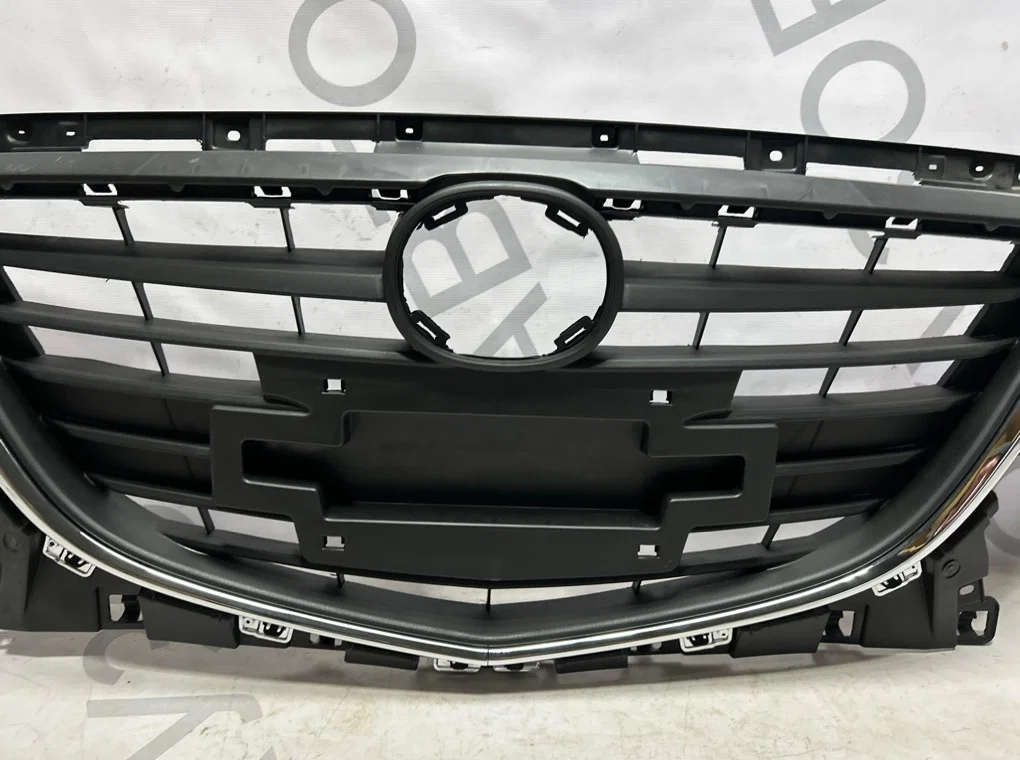 Решетка радиатора Mazda 3 BM/BN 2013-2015 - миниатюра 5