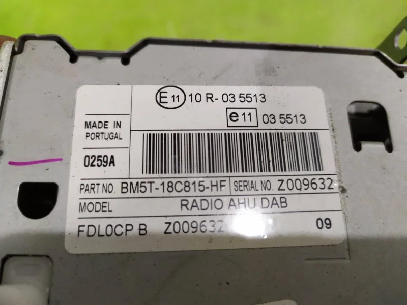Магнитола Ford Focus 3 1.6 2011 - миниатюра 4