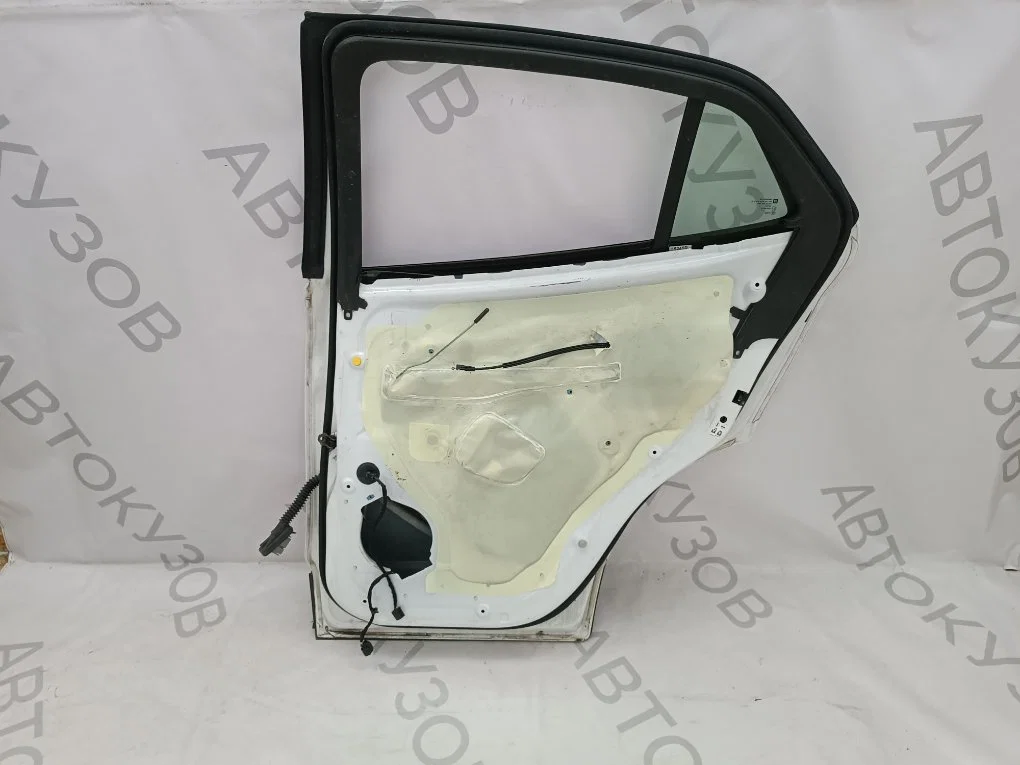 Дверь задняя правая Opel Mokka 1 2012-2019 - миниатюра 9