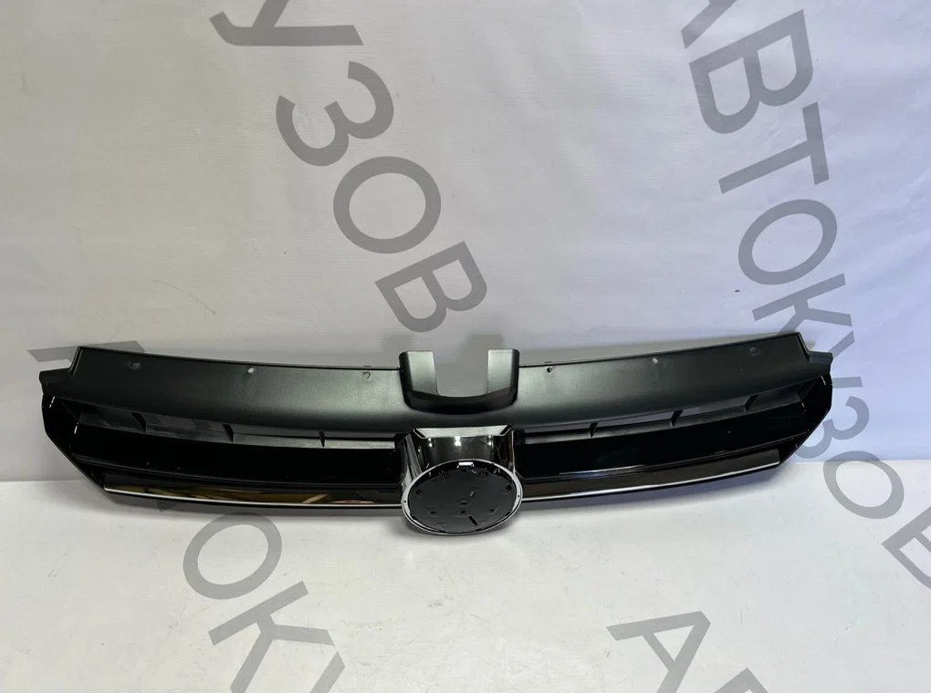 Решетка радиатора Volkswagen Golf 7 2012-2017 - миниатюра 2