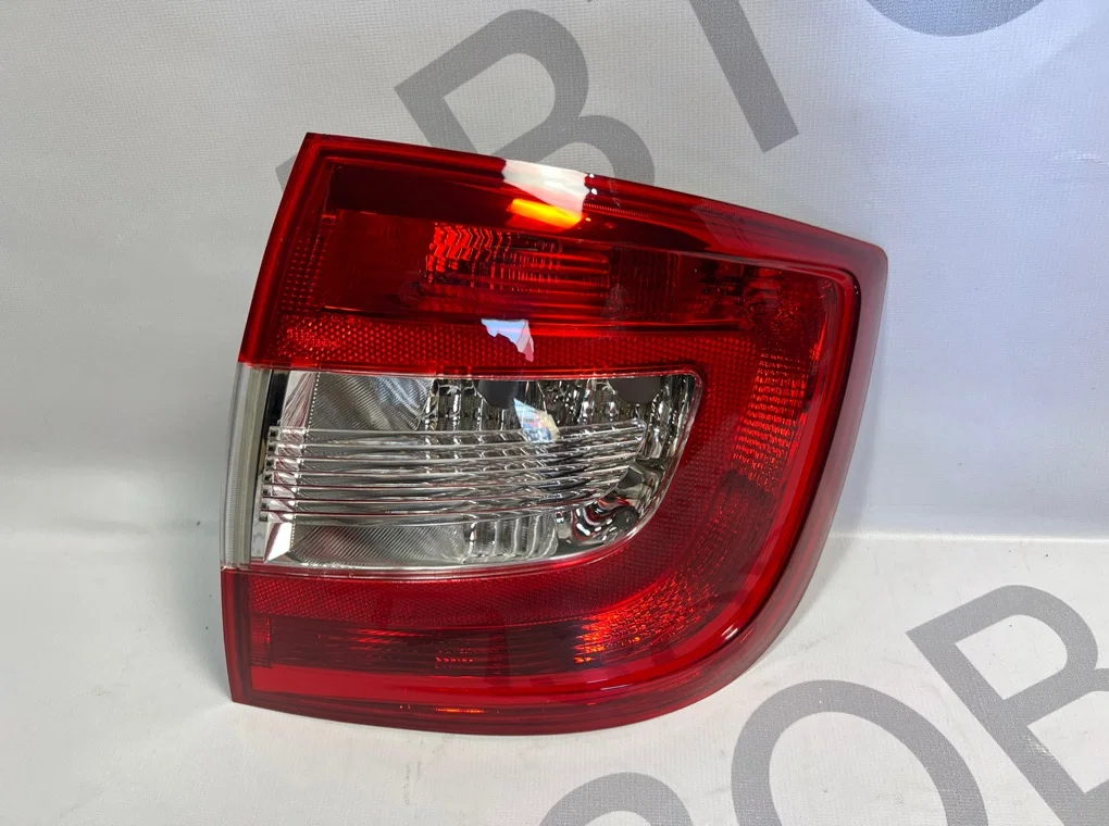 Фонарь задний правый Skoda Rapid 2012-2020 - миниатюра 5