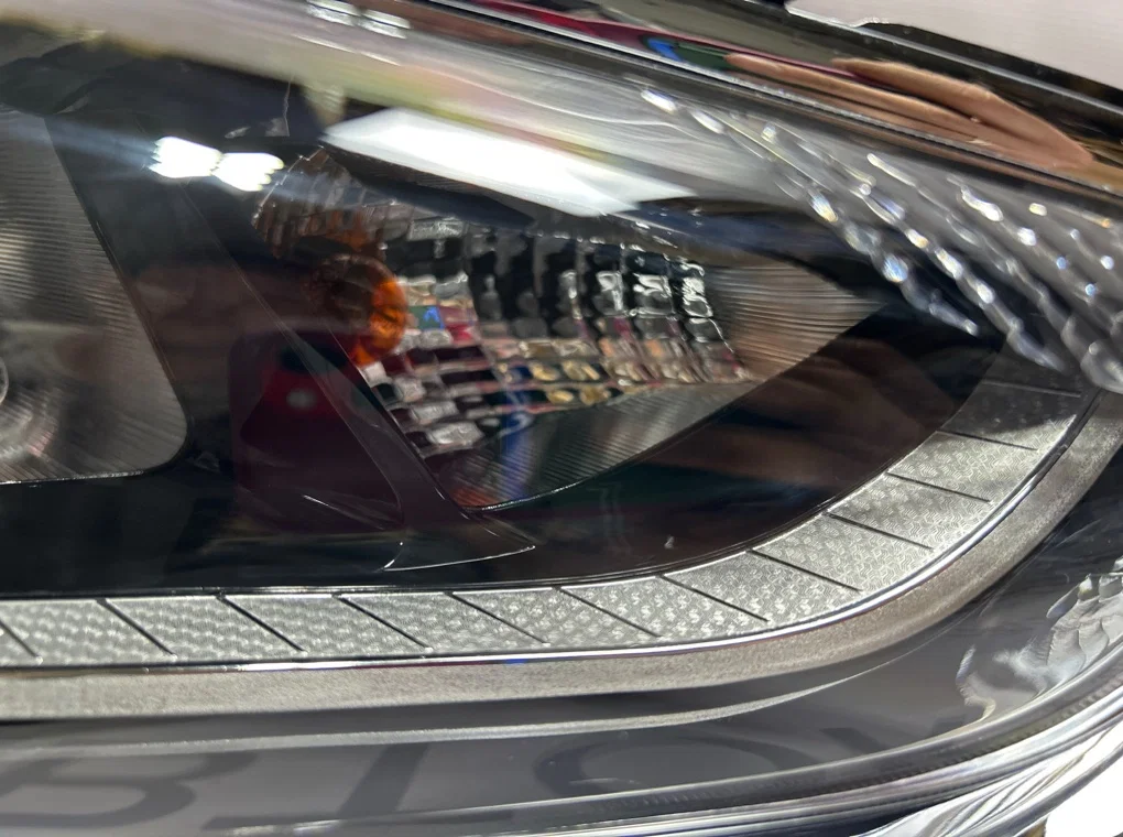 Фара правая Hyundai Sonata 7 2017-2019 - миниатюра 2