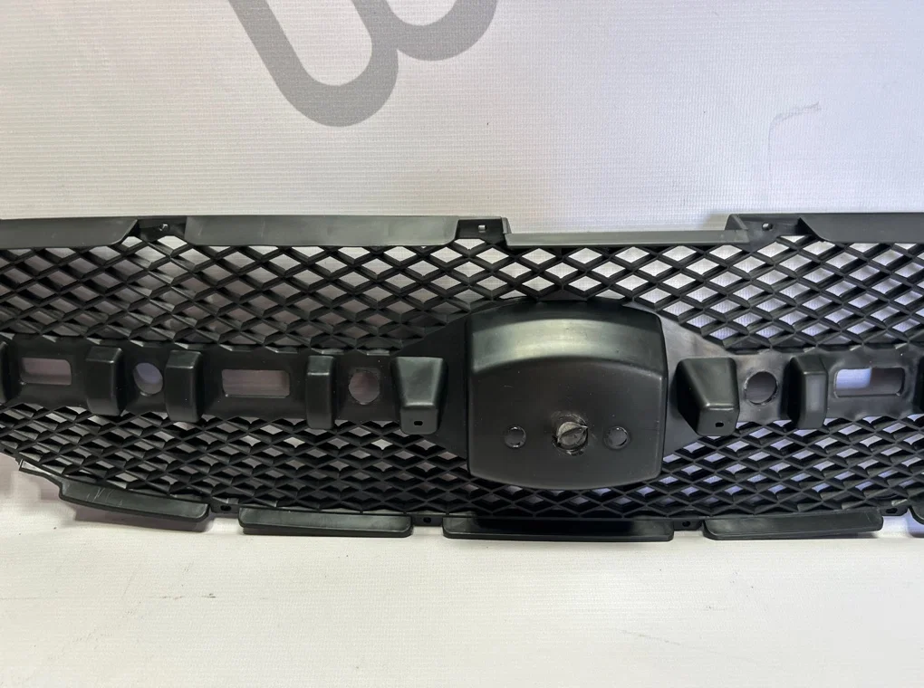 Решетка радиатора Hyundai Getz 2005-2011 - миниатюра 4