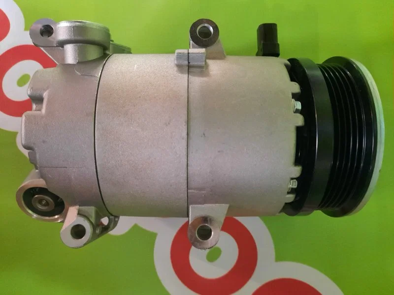 Компрессор кондиционера Ford Focus 2 2005-2011