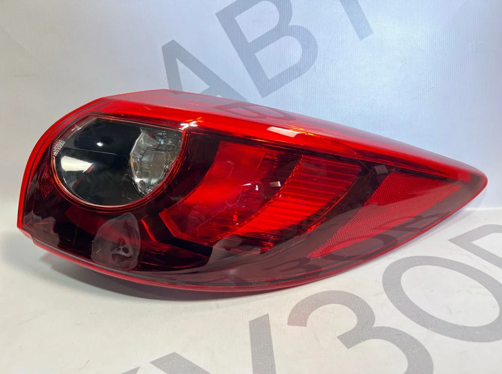 Фонарь задний правый Mazda CX-5 KE 2015-2017