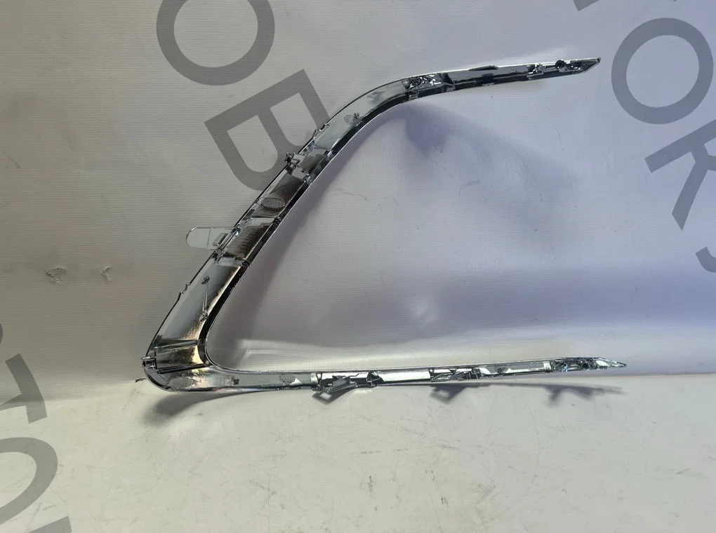 Молдинг бампера левый Toyota Camry 70 2021-2024 - миниатюра 6