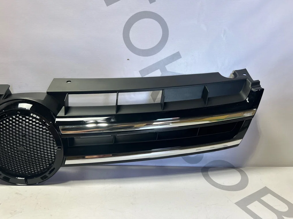 Решетка радиатора Volkswagen Touareg 2 2010-2015 - миниатюра 5