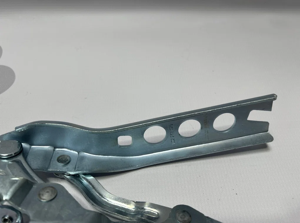 Петля капота левая Skoda Octavia A5 2004-2013 - миниатюра 6