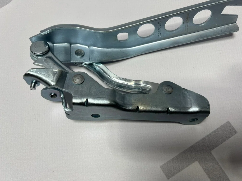 Петля капота левая Skoda Octavia A5 2004-2013 - миниатюра 7