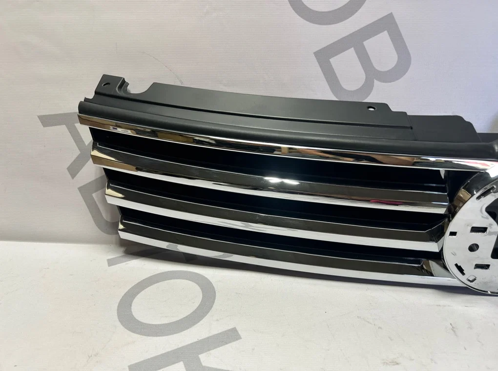 Решетка радиатора Volkswagen Touareg 2 2014-2018 - миниатюра 3