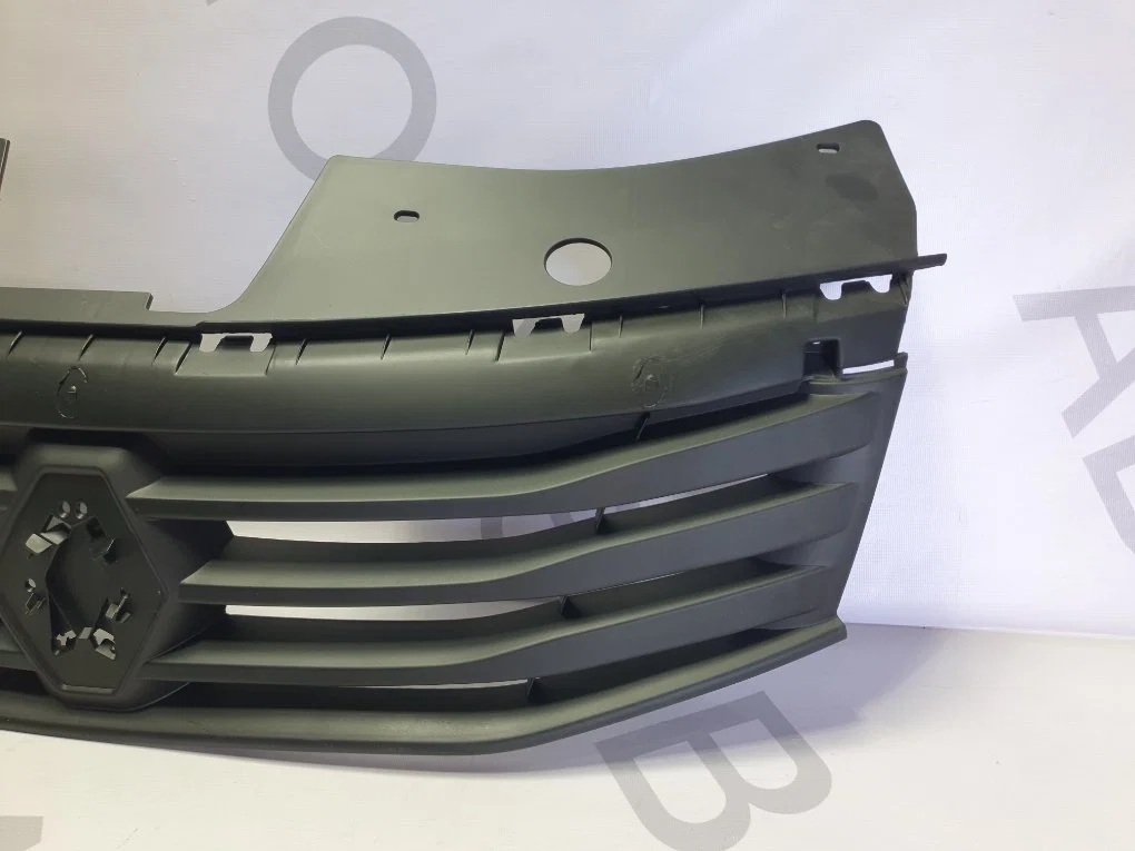 Решетка радиатора Renault Sandero 2008-2014 - миниатюра 5