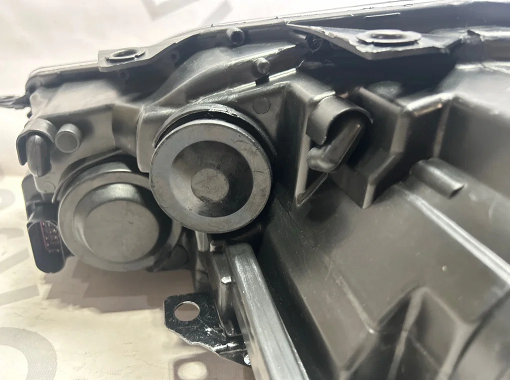 Фара правая Volkswagen Golf 6 2009-2013 - миниатюра 9