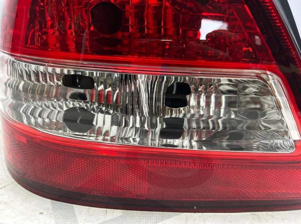 Фонарь задний левый Nissan Tiida C11 2007-2014 - миниатюра 6