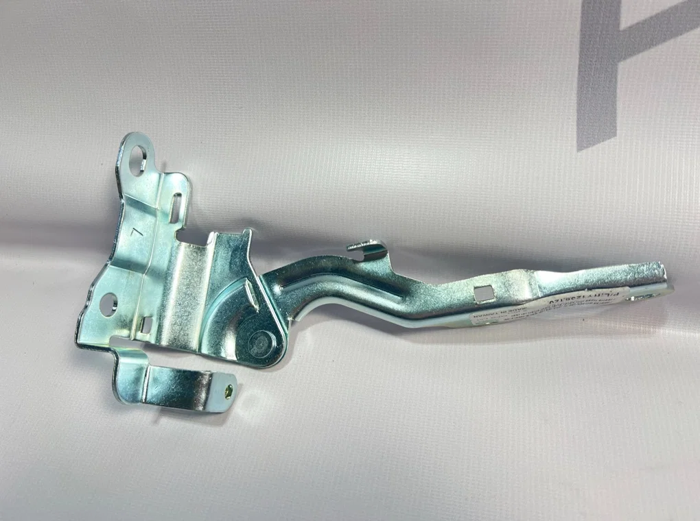 Петля капота левая Hyundai Elantra 4 HD 2006-2012