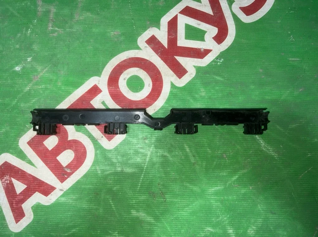 Крышка Ford Focus 2 2005-2008 - изображение 1