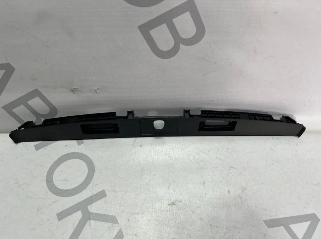 Молдинг крышки багажника KIA Cerato 4 2018-2021 - миниатюра 2