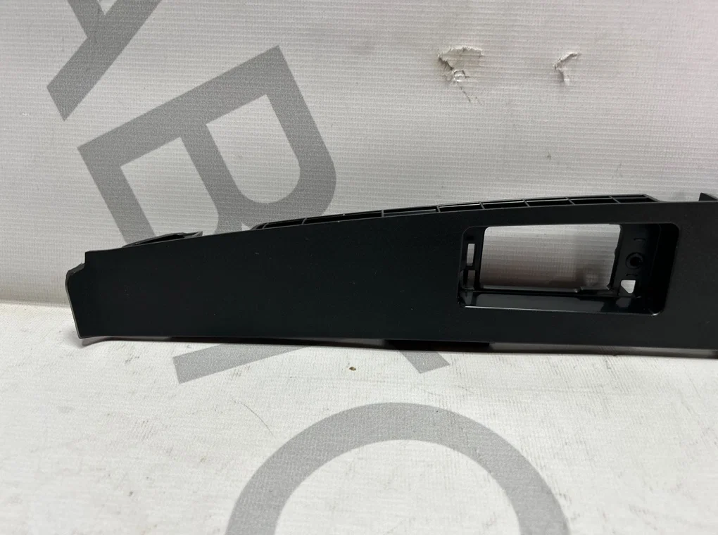 Молдинг крышки багажника KIA Cerato 4 2018-2021 - миниатюра 3