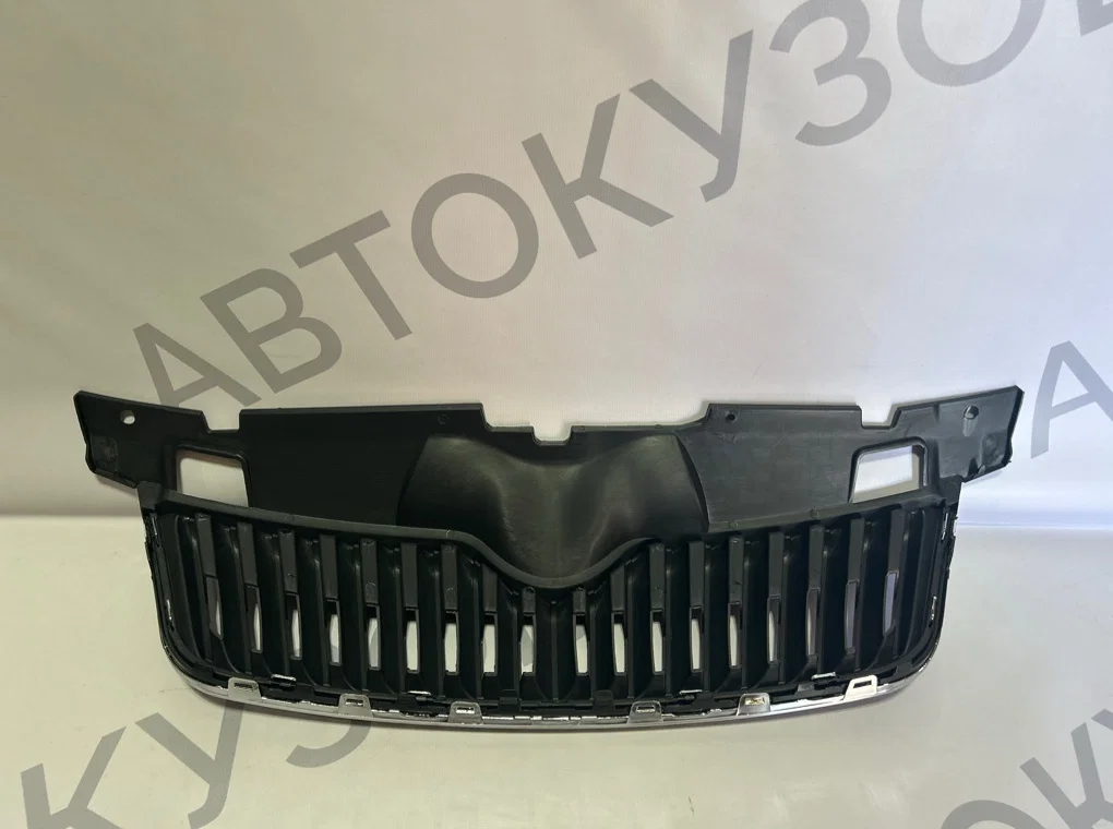 Решетка радиатора Skoda Fabia 2 2010-2015 - миниатюра 5