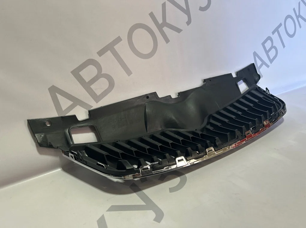 Решетка радиатора Skoda Fabia 2 2010-2015 - миниатюра 8